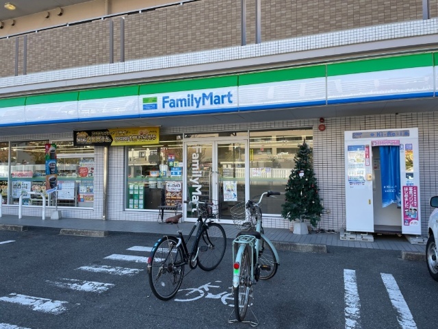 幸川マンション南館 ファミリーマート鏡池通店