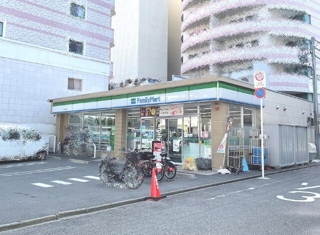 サン・ワイド・ウッズ ファミリーマートたちばな店