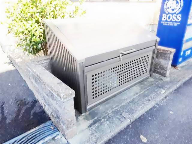 三重県津市白塚町 ゴミ集積場です