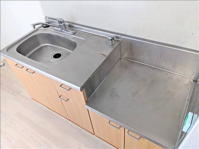 リビングヒルズ名城 キッチン