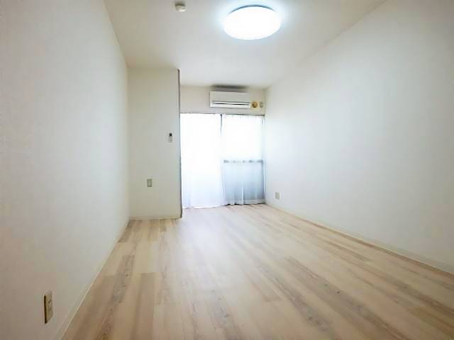 メゾン西畑 リビング