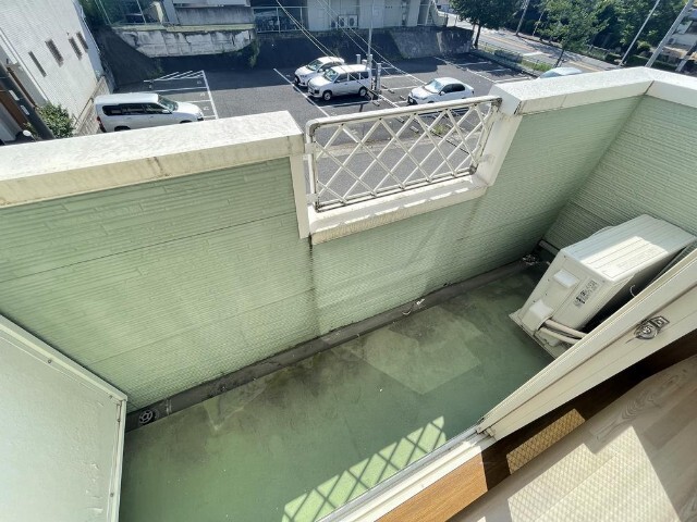 フラッツ本郷 ベランダ