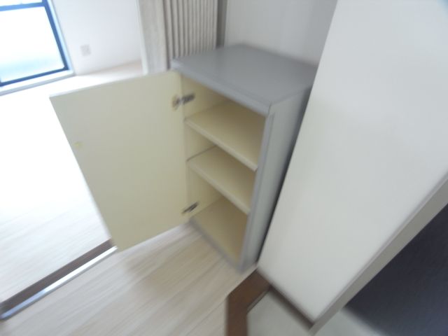 ドミール本山 玄関
