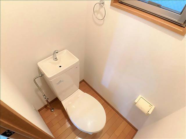 Villa　Cendrillon 換気用の窓があります。