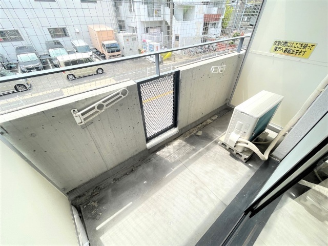 地愛ビル ベランダ