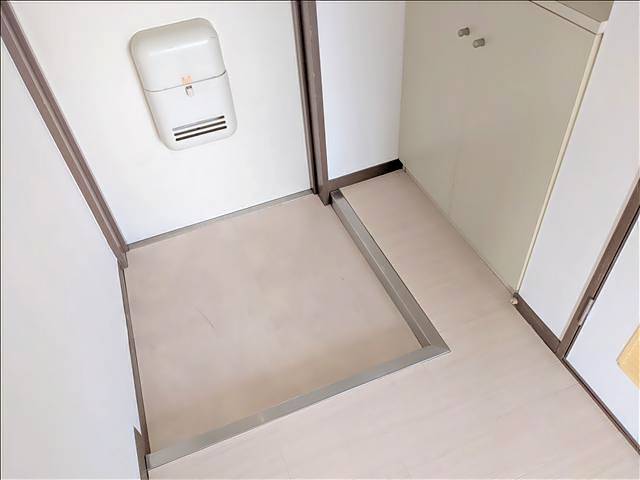 近藤ビル 玄関