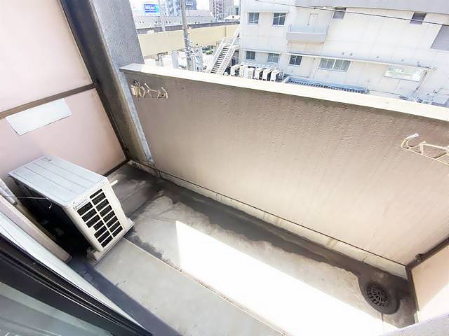クラブ亭ビル ベランダ