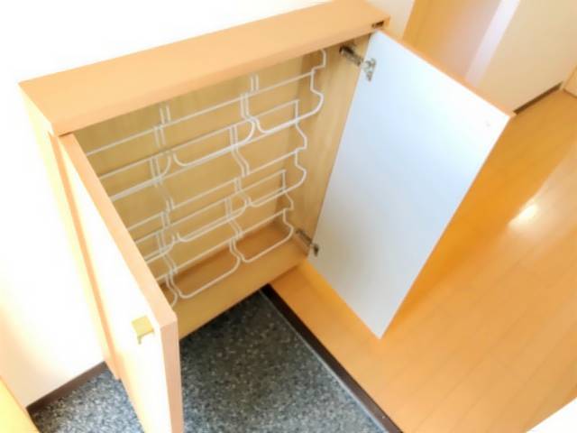 ｄｏｕｘ・ｕｎⅢ【ドゥー　アン　スリー】 下駄箱