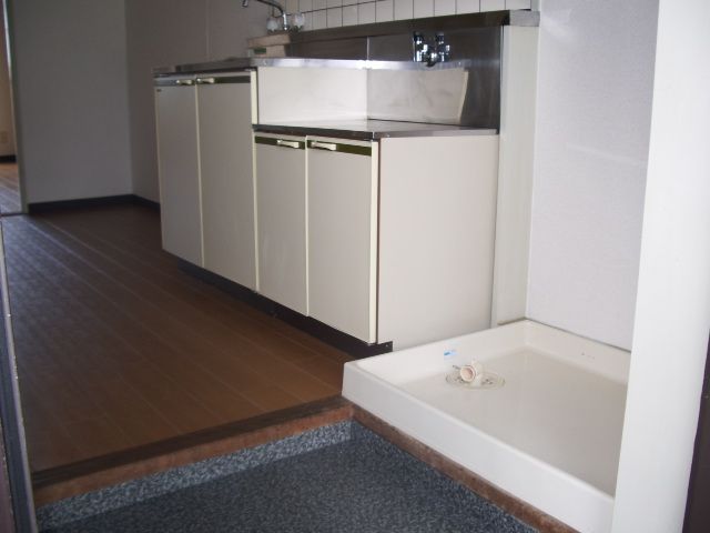 苺マンション 玄関