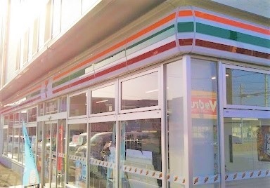 苺マンション セブンイレブン半田青山店