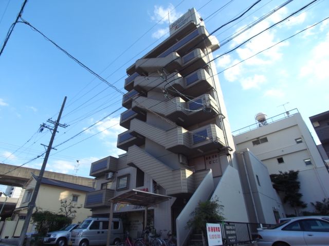 ホワイトヴィラ 全部屋南向きのベランダです。