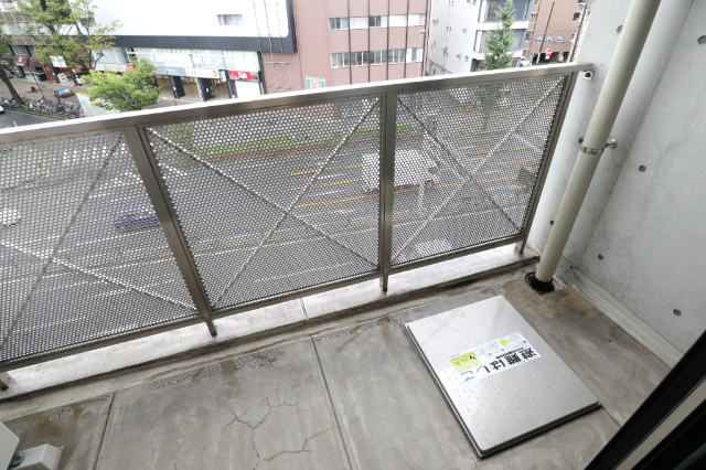 ルミナーレ東山公園 ベランダ