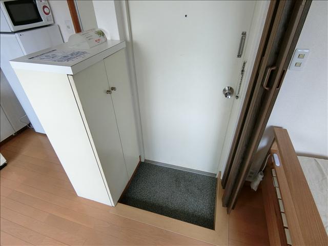 ヤゴトハウス 玄関