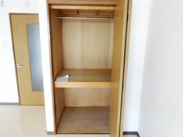クラブ亭ビル 収納