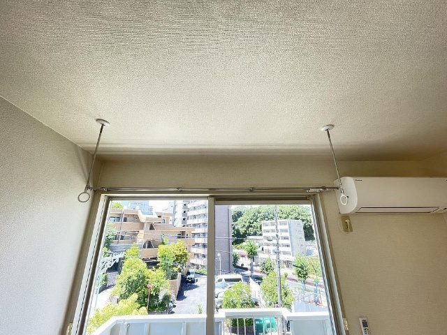 そふぃあ高峯 雨の日も
