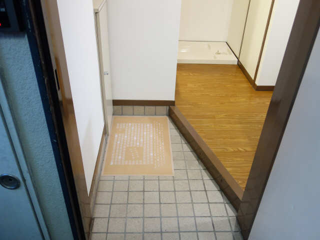 パークテラス鶴舞 玄関