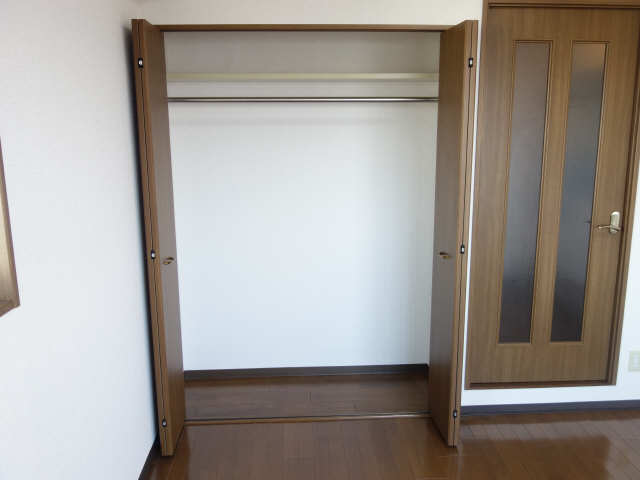 クレストＭＫ荒畑 収納
