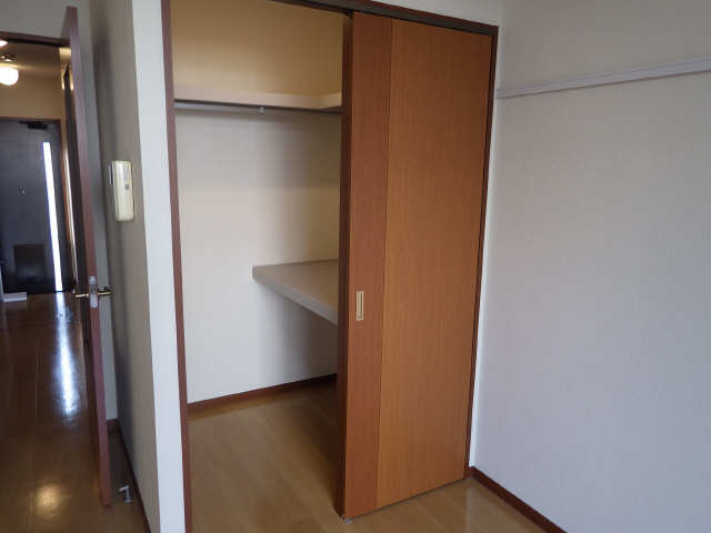 ルーストけやき 収納