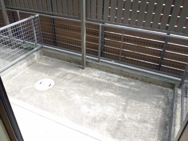 ルーストけやき 庭