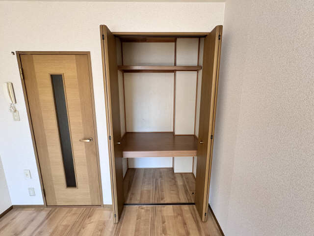 リフェール川名 収納