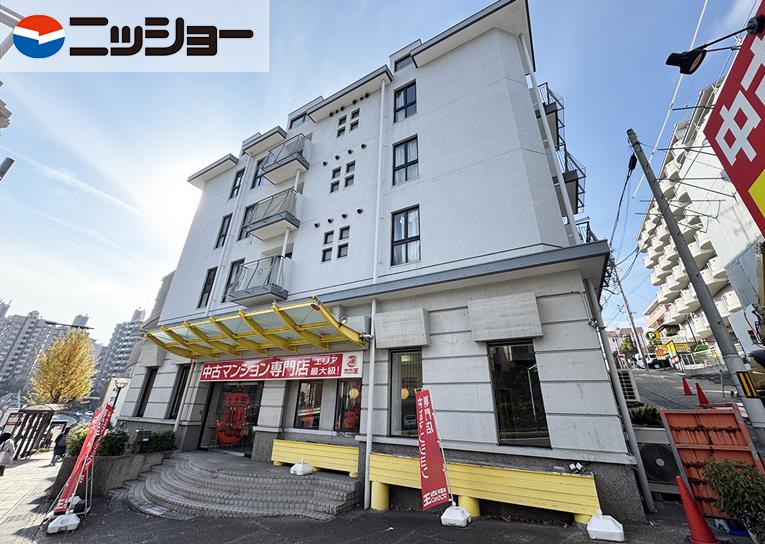 コートハウス 外観