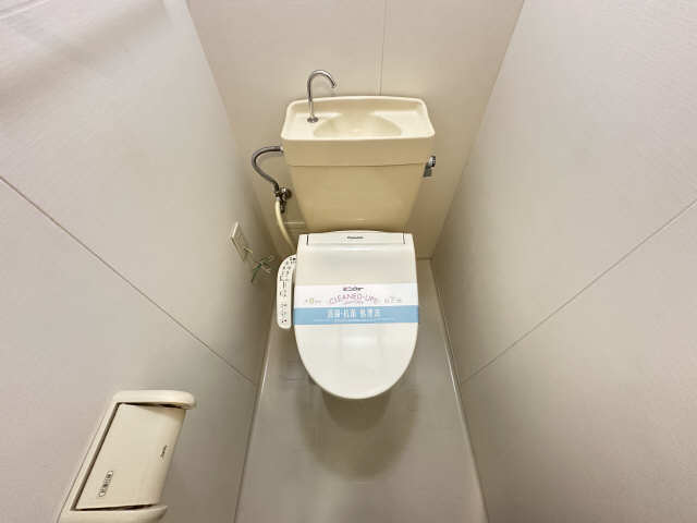 アヴェニューコート栗真Ｂ棟 トイレ