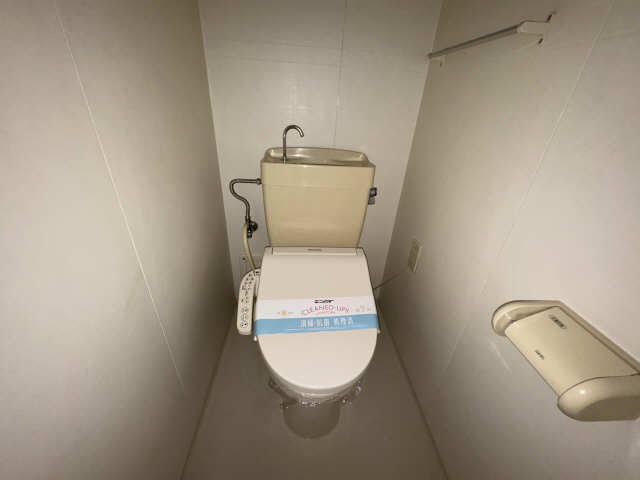 アヴェニューコート栗真Ｂ棟 トイレ