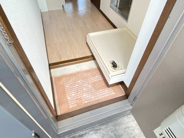アーバン山手 玄関