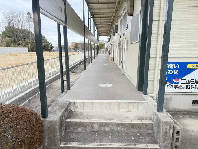 エル高峯 エントランス