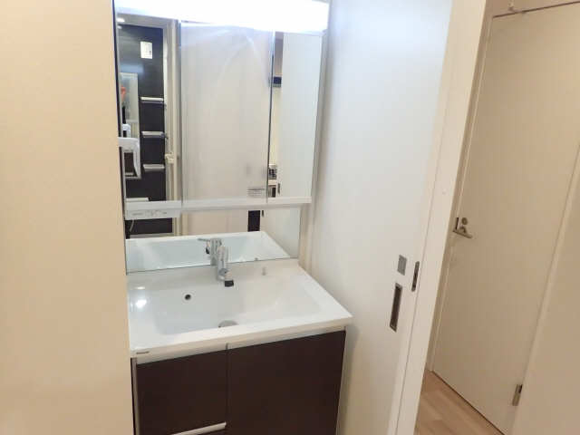 ニューメゾン御器所ハル 洗面所