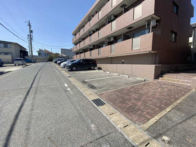 ベル・ステージ竹の山 駐車場