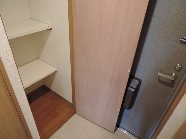ベル・ステージ竹の山 玄関
