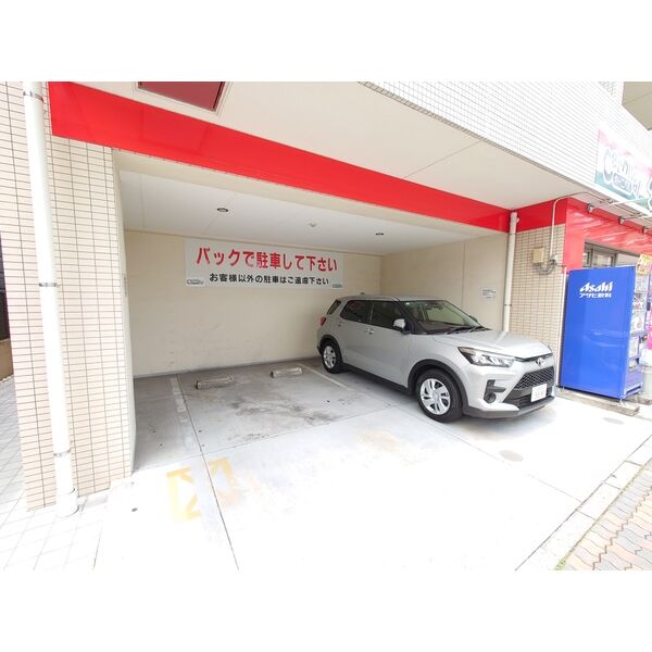 ラプーリア御器所 駐車場
